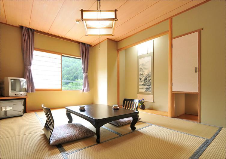 Bouzantei Kotobuki Hotel Ueda Exterior foto